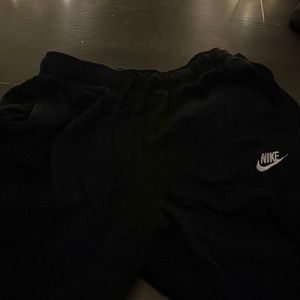 Black sweats (Nike)